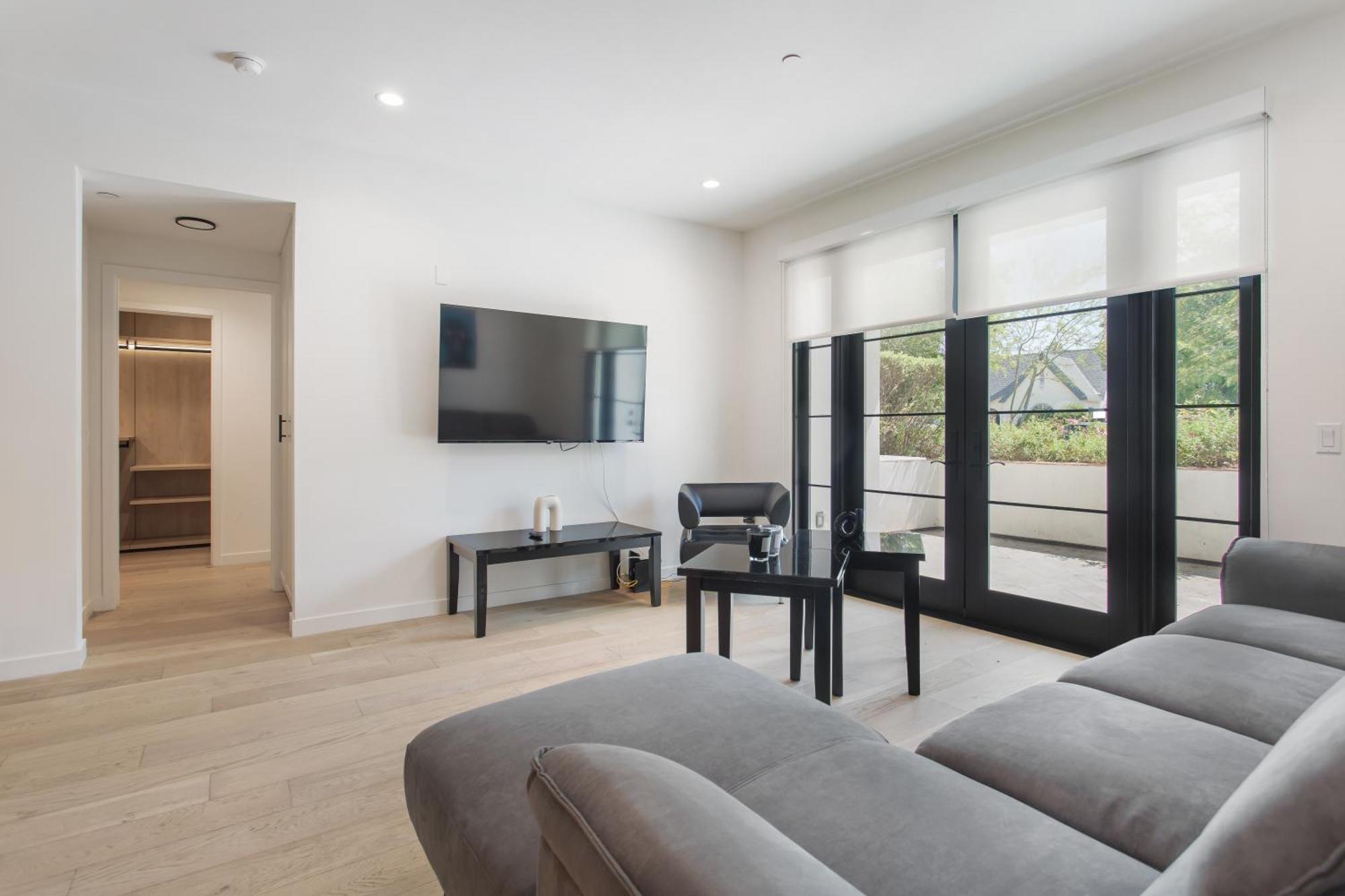 West Side Prime Location 2 Bedroom With Pool Лос Анджелис Екстериор снимка
