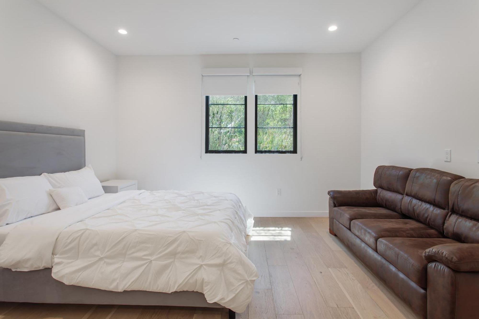 West Side Prime Location 2 Bedroom With Pool Лос Анджелис Екстериор снимка